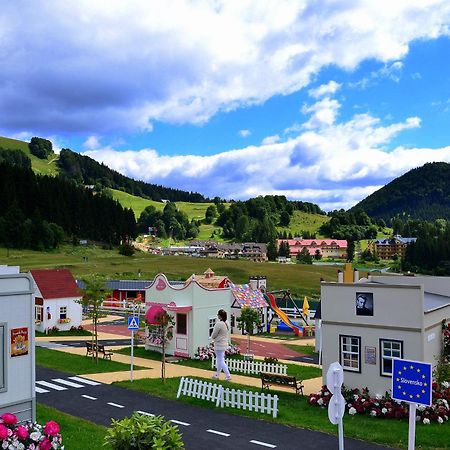 Family Apartments Donovaly Esterno foto